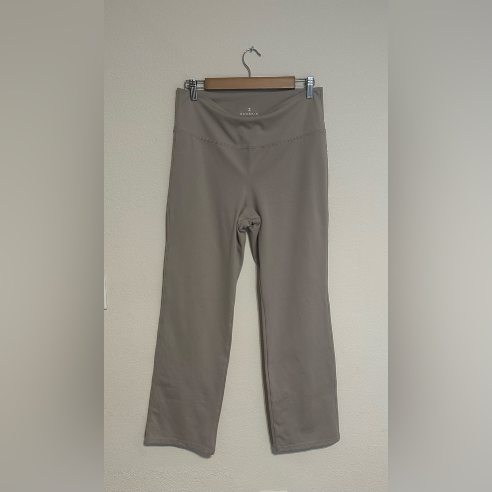 Danskin Taupe Leggings
